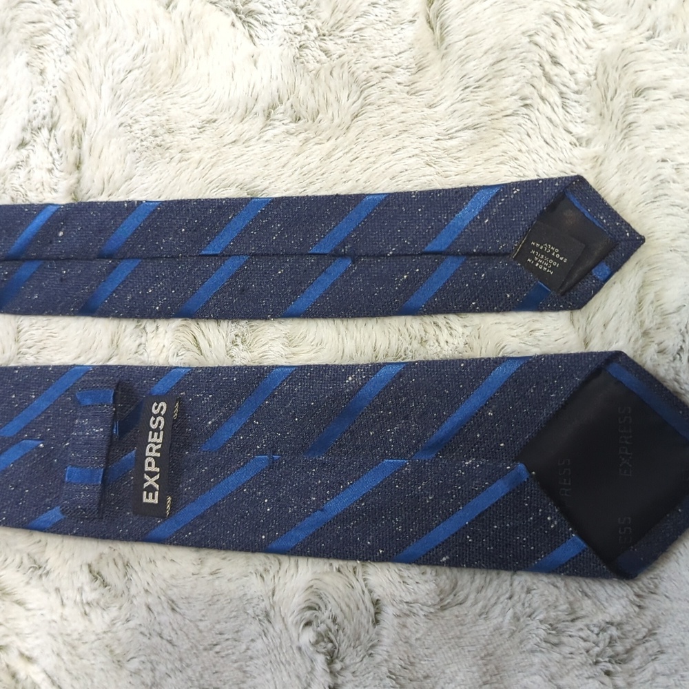 Express Necktie - Picture 4 of 4